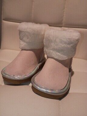 Nautica Pink Faux-Fur Kids Slip-On Slippers with Iridescent Accents